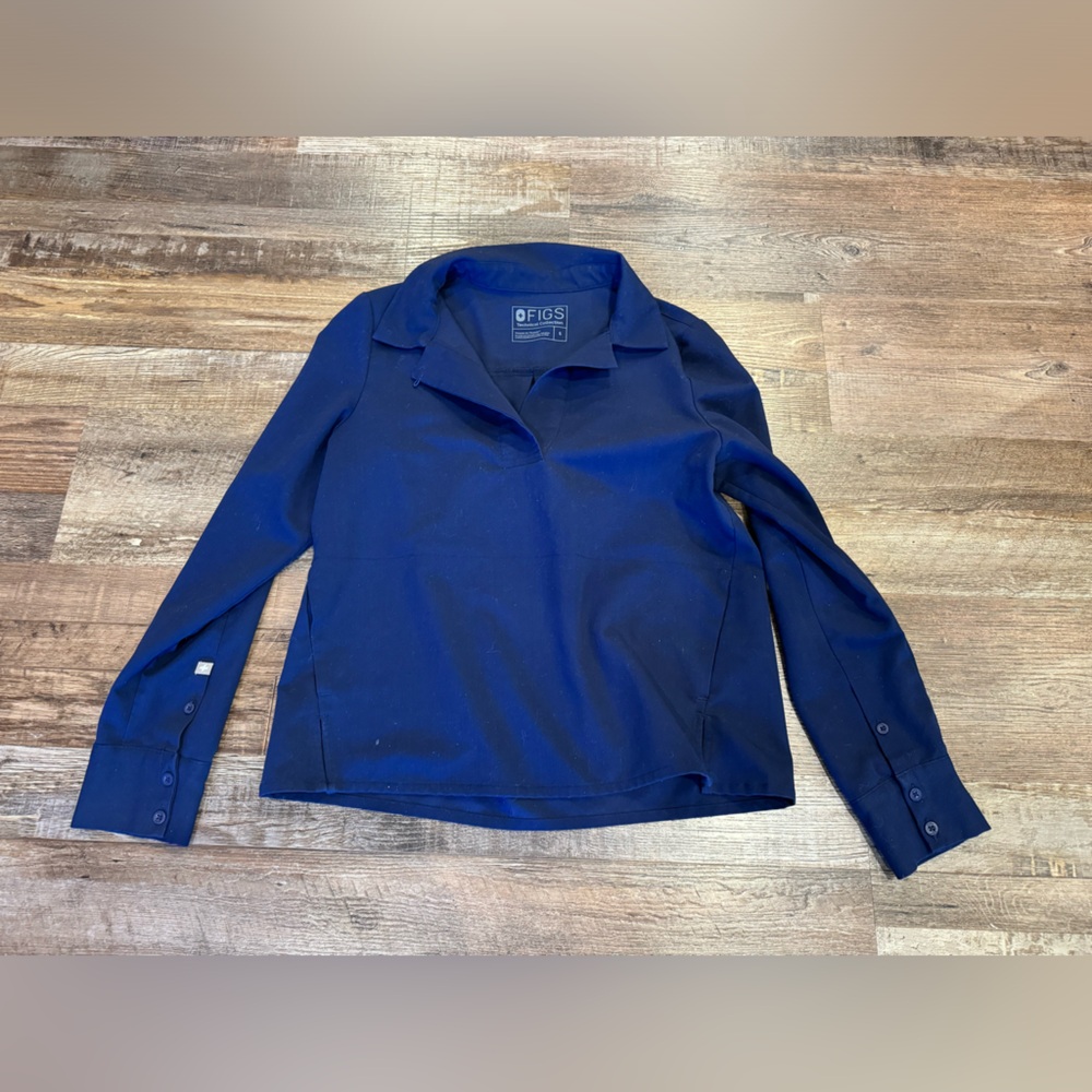 Figs navy long sleeve scrub top